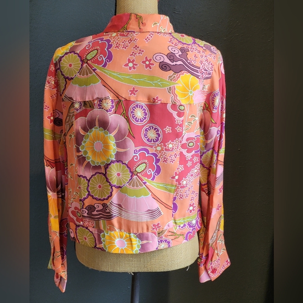 FL Malik Medium Orange And Pink Floral Cupra Cropped Blouse - Picture 3 of 8